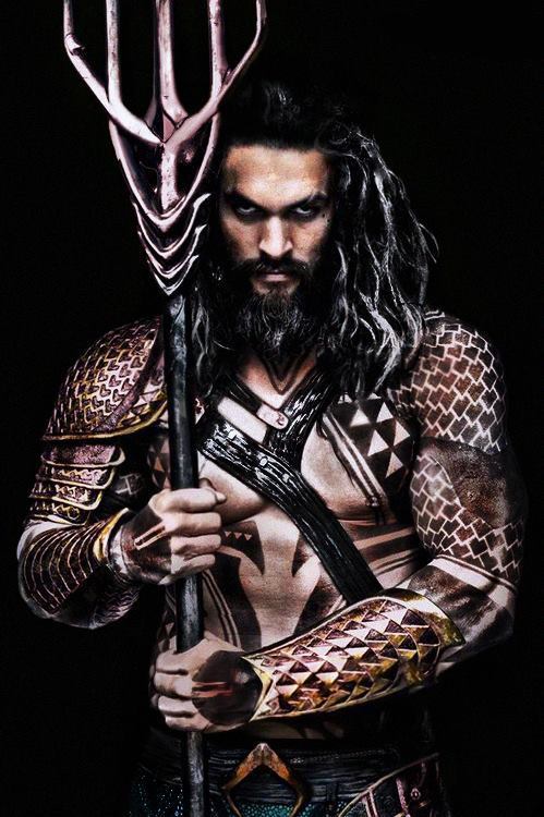 aquaman-jason-momoa